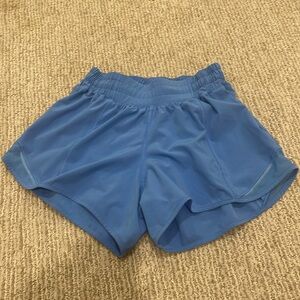 Nile blue hotty hot shorts size 2, 4 inch.
